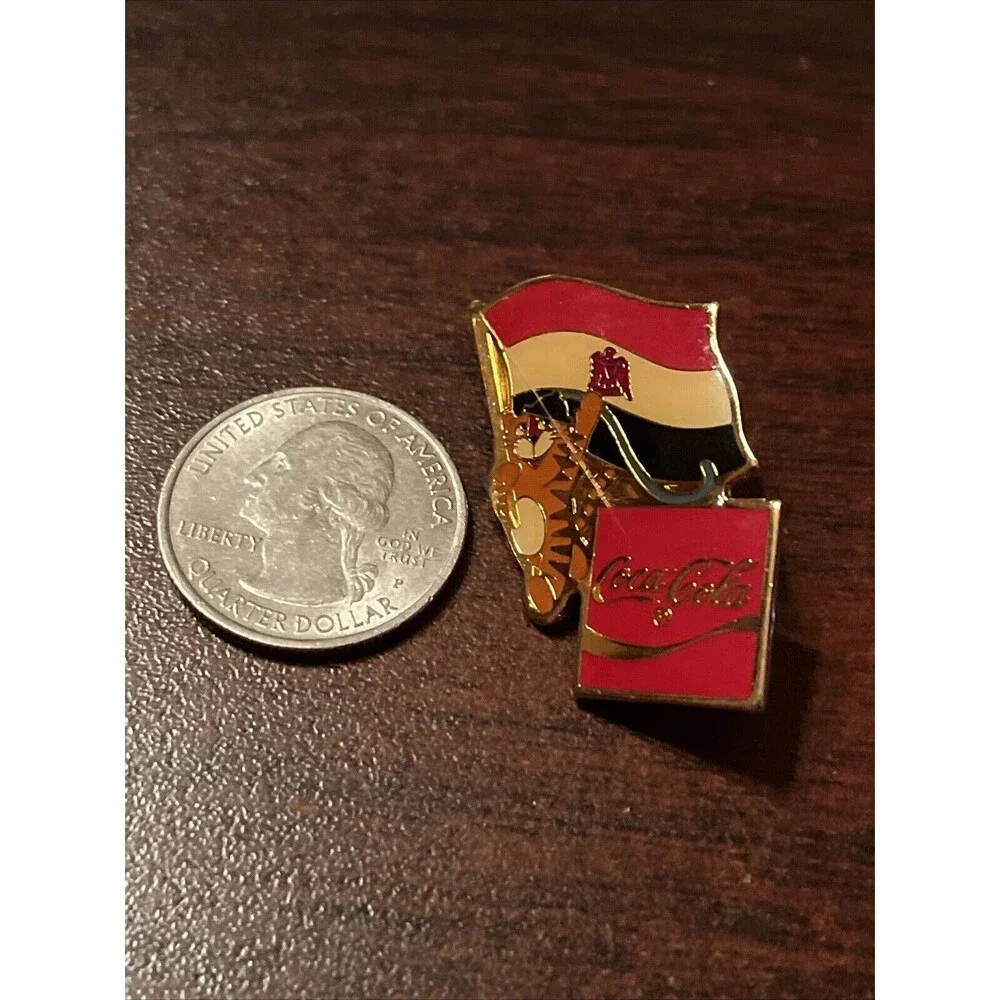Vintage 1988 Seoul Olympics Coca Cola Hodori Tiger‎ Egypt Flag Lapel Pin